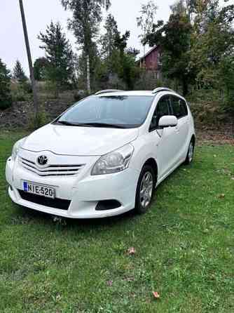 Toyota Corolla Verso Nurmijaervi