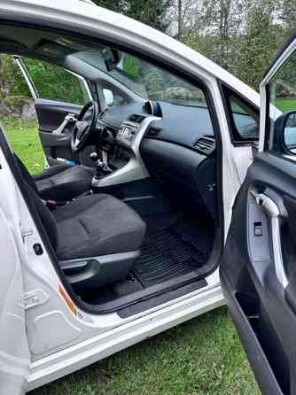 Toyota Corolla Verso Nurmijaervi