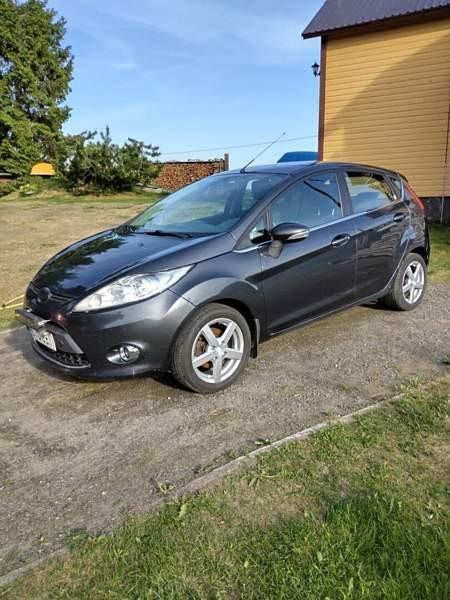 Ford Fiesta Tohmajärvi - valokuva 2