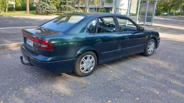 Subaru Legacy Porvoo - valokuva 5