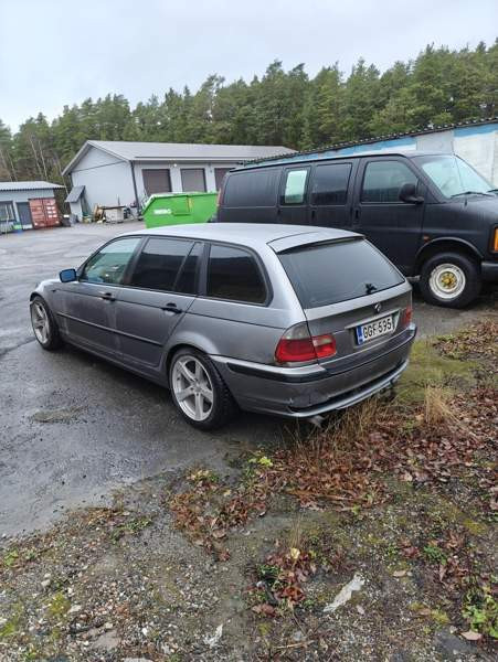 BMW 320 Laensi-Turunmaa - valokuva 3