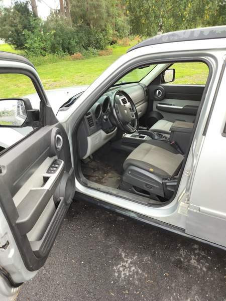 Dodge Nitro Tyrnävä - valokuva 5