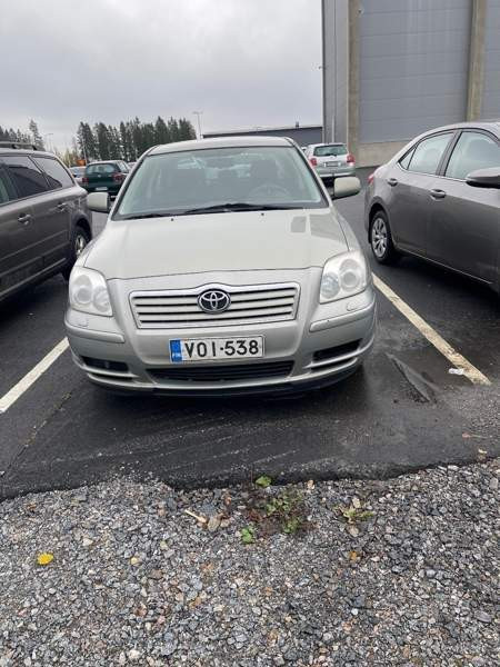 Toyota Avensis Kokkola - valokuva 2