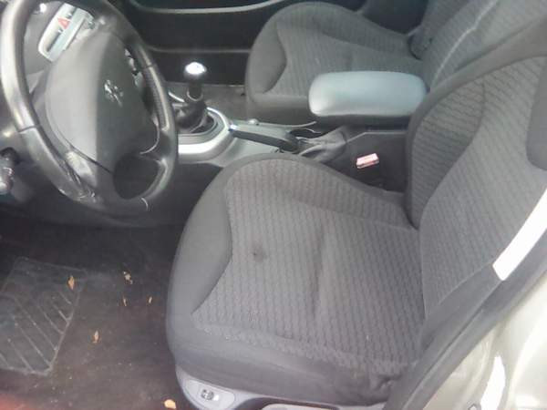 Peugeot 308 Хювинкяя - изображение 7