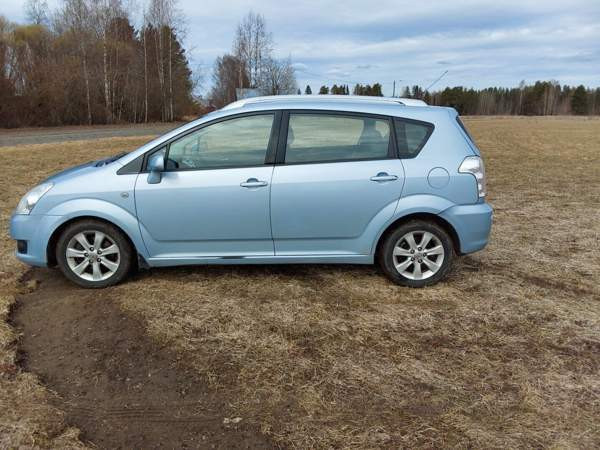 Toyota Corolla Verso Lapinlahti - изображение 4