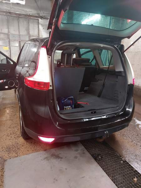 Renault Grand Scenic Лохья - изображение 3