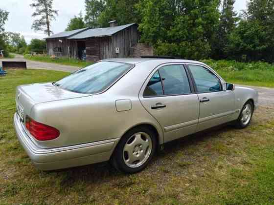 Mercedes-Benz 280 Pyhäjärvi