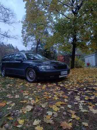 Volvo V70 Nousiainen