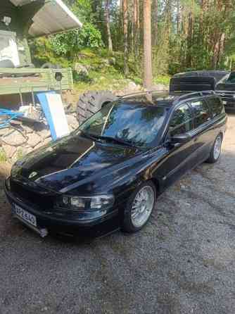Volvo V70 Nousiainen