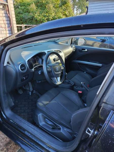 Seat Leon Чукотский АО - изображение 7