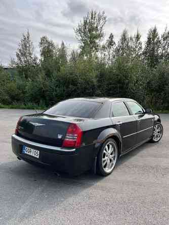 Chrysler 300C Tornio