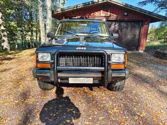 Jeep Cherokee Helsinki