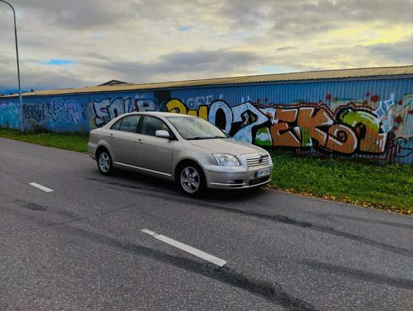 Toyota Avensis Kempele - valokuva 2