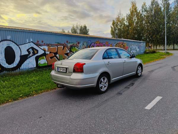 Toyota Avensis Kempele - valokuva 3