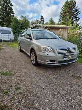 Toyota Avensis Торнио