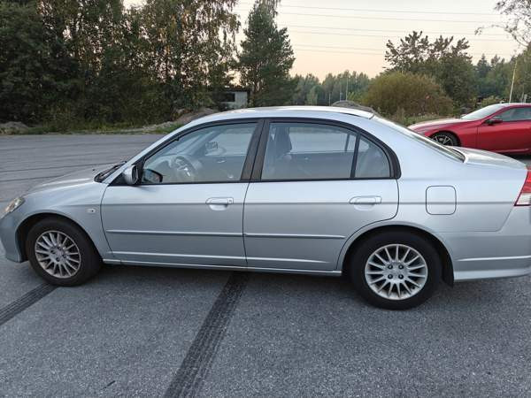 Honda Civic Espoo - valokuva 1
