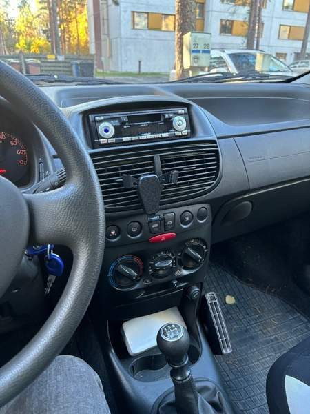 Fiat Punto Oulu - valokuva 7
