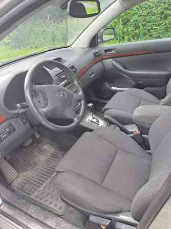 Toyota Avensis Оулу