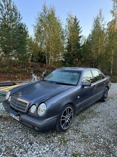 Mercedes-Benz E Taipalsaari - изображение 1