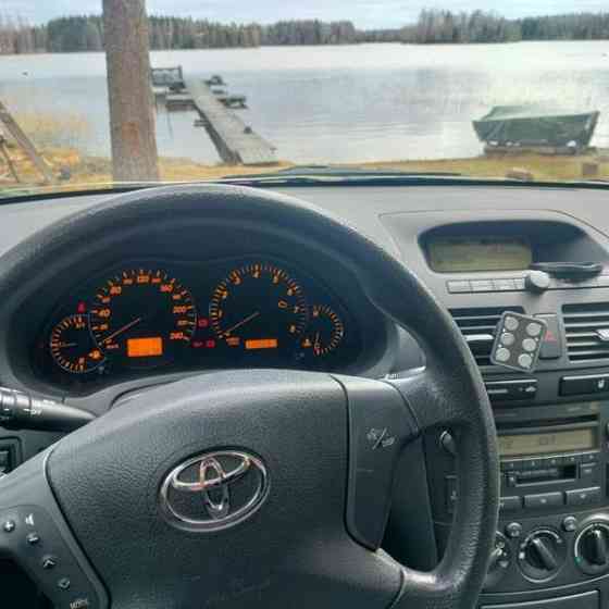Toyota Avensis Tuusniemi