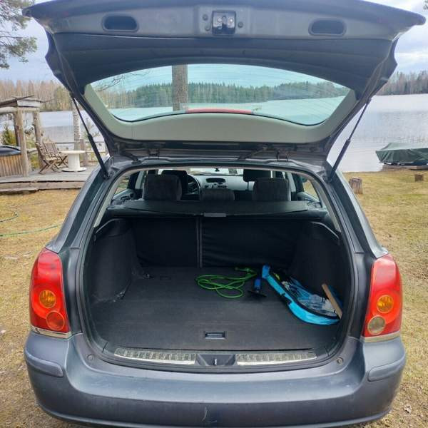 Toyota Avensis Tuusniemi – foto 4