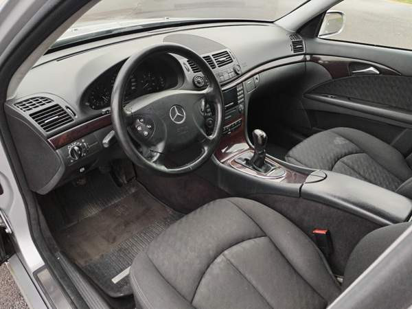 Mercedes-Benz 220 Nivala - photo 6