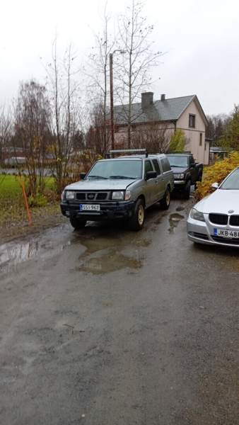 Nissan Pickup Kemin - valokuva 1