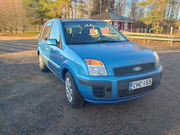 Ford Fusion Рованиеми - изображение 1