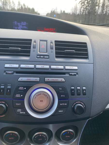 Mazda 3 Jyvaeskylae - photo 4