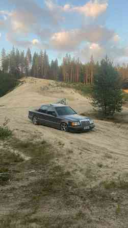 Mercedes-Benz 230 Oulu