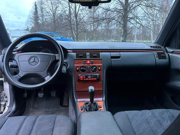 Mercedes-Benz E Vaasa – foto 5