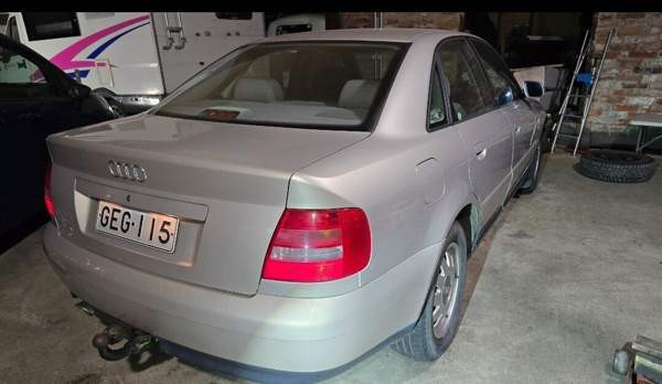 Audi A4 Sarov - valokuva 4