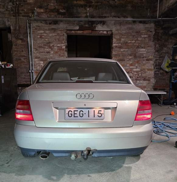 Audi A4 Sarov - valokuva 5