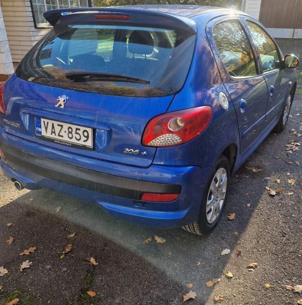 Peugeot 206+ Коувола - изображение 4