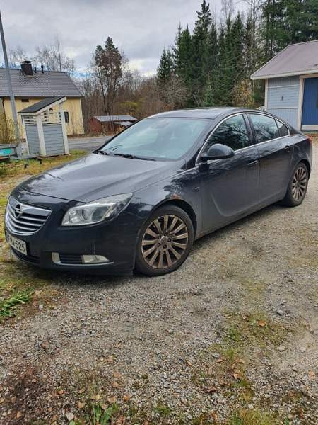 Opel Insignia Jyväskylä - valokuva 1