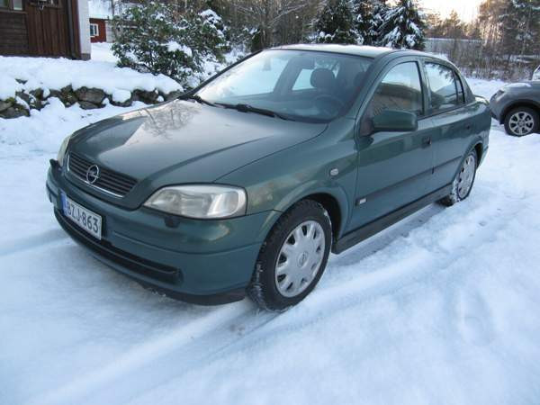 Opel Astra Hämeenlinna - valokuva 1