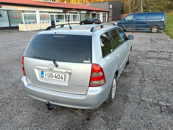 Toyota Corolla Halikko - изображение 6