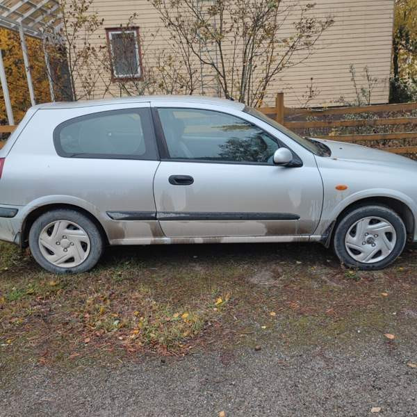 Nissan Almera Punkaharju - valokuva 3