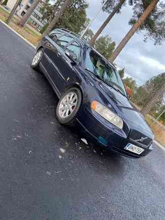 Volvo V70 Naantali