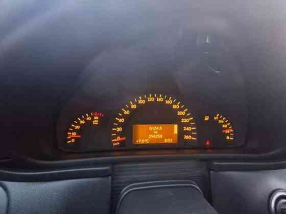 Mercedes-Benz C Kiukainen