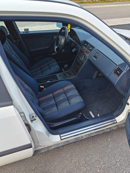 Mercedes-Benz C Глебычево - изображение 6