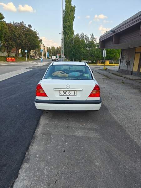 Mercedes-Benz C Глебычево - изображение 3