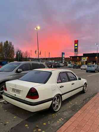 Mercedes-Benz 180 Vantaa