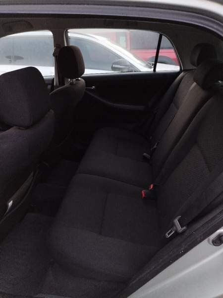 Toyota Corolla Luga - valokuva 8