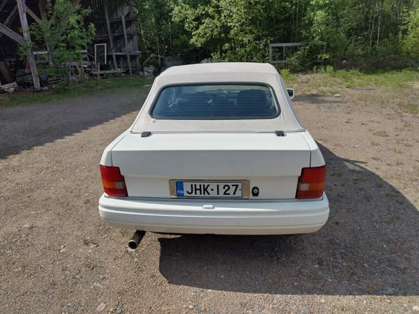 Ford Escort Хямеэнлинна - изображение 4