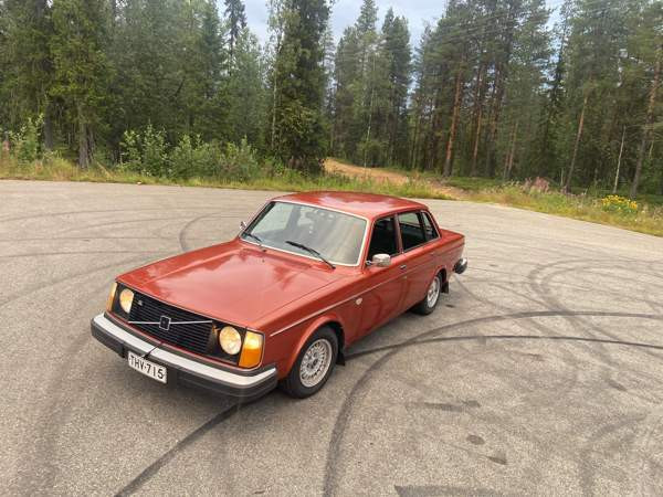 Volvo 244 Sodankylä - photo 1