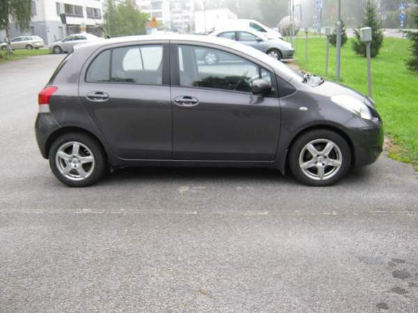 Toyota Yaris Тампере - изображение 5