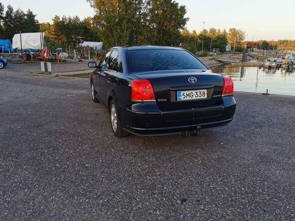 Toyota Avensis Helsinki - valokuva 3