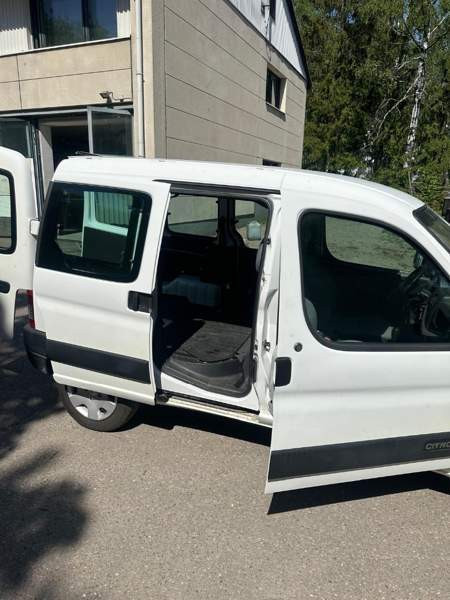 Citroen Berlingo Эспоо - изображение 6