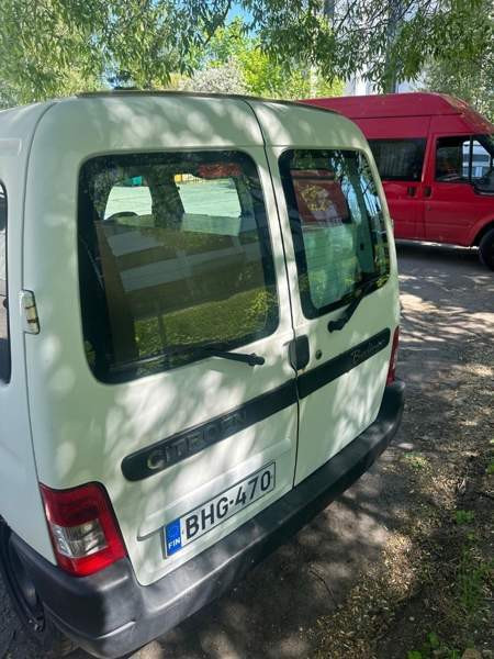 Citroen Berlingo Эспоо - изображение 8